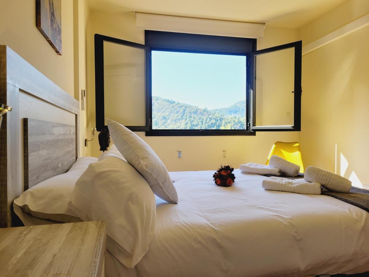 Guest House Ainsa Pirineos Екстер'єр фото